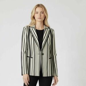 Dana Buchman  ladies long sleeve jacket/blazer size 8 good condition